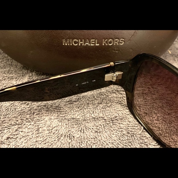 Michael Kors Sunglasses - Picture 5 of 8